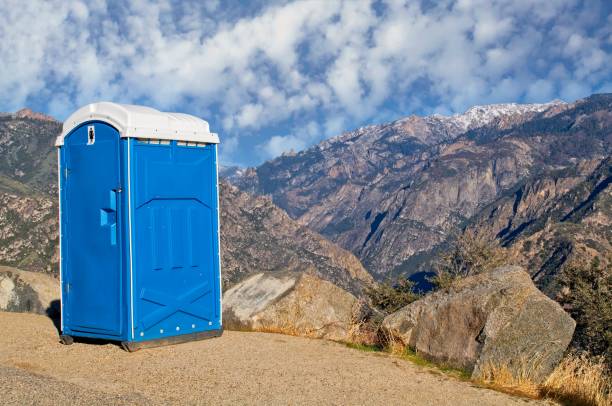 Portable Toilet Options We Offer in Salmon Brook, CT